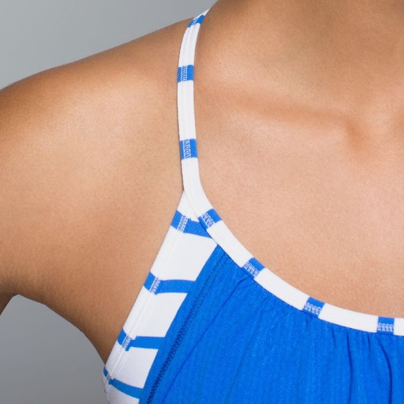 Lululemon Athletica 'No Limits' tank with built in bra size 4 - Picture 11 of 14